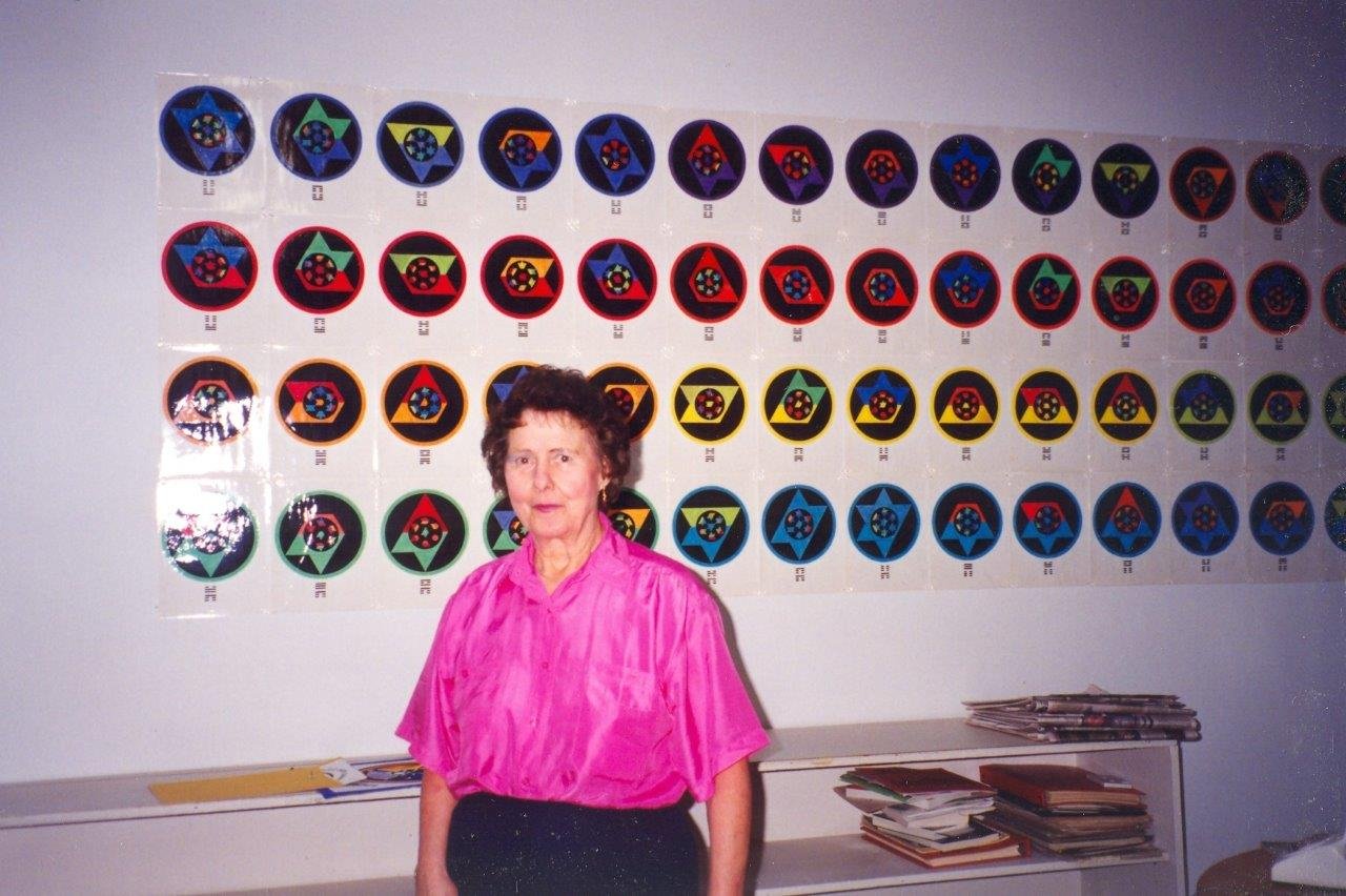 1992-11-Star-Centre-Olga-Duncan